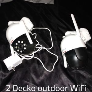 Decko Outdoor WiFi cameras (set of 2) brand new comes with everything needed